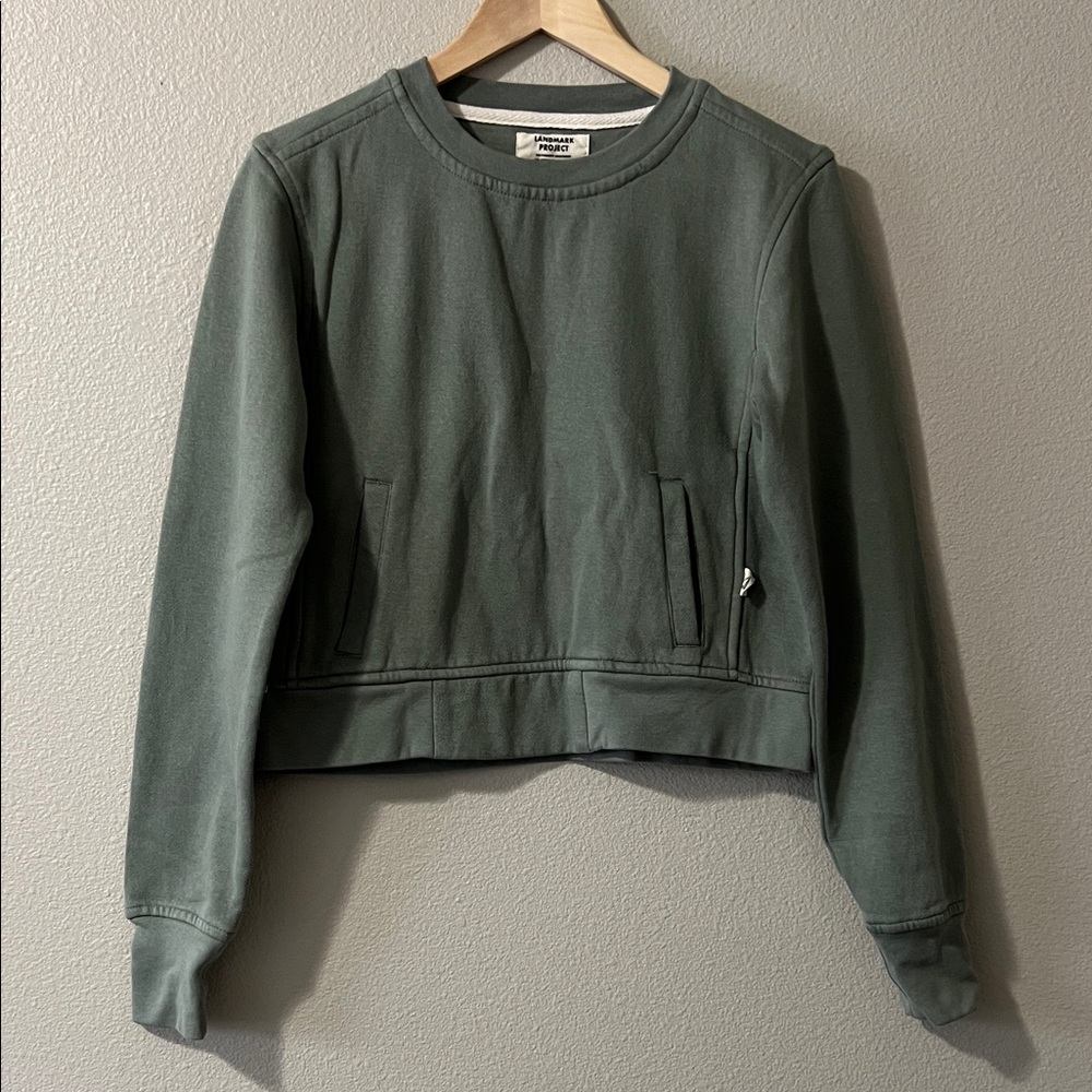 Landmark Project Women's Green Cropped Sweatshirt